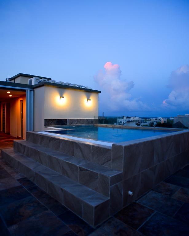 Sunrise 42 Suites Hotel Playa del Carmen Exterior photo