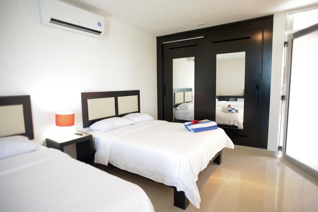 Sunrise 42 Suites Hotel Playa del Carmen Room photo