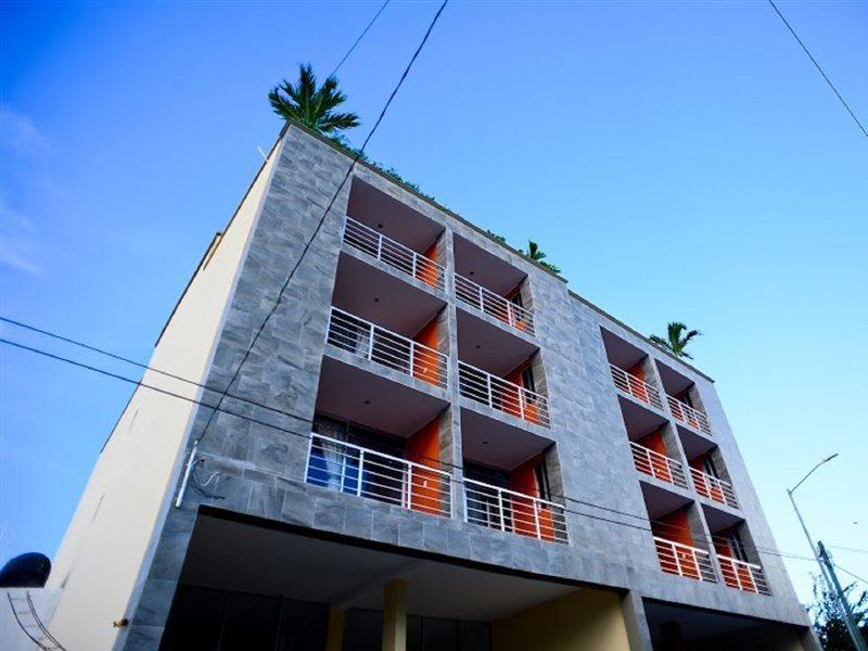 Sunrise 42 Suites Hotel Playa del Carmen Exterior photo