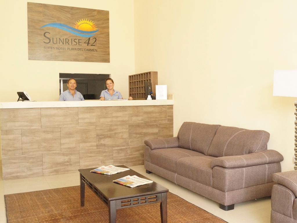 Sunrise 42 Suites Hotel Playa del Carmen Exterior photo