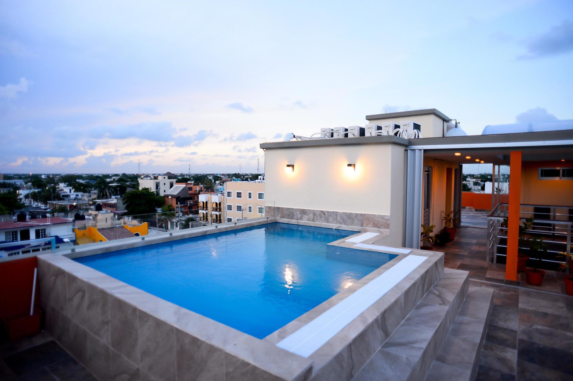 Sunrise 42 Suites Hotel Playa del Carmen Exterior photo
