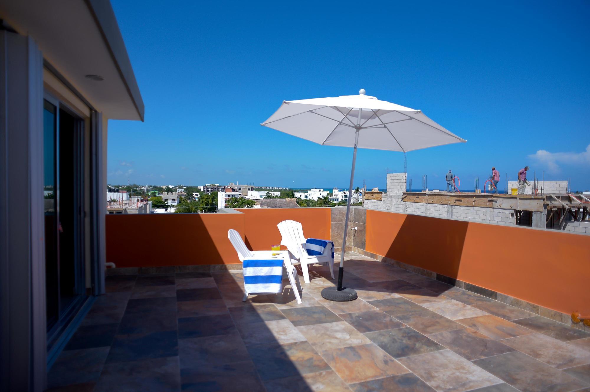 Sunrise 42 Suites Hotel Playa del Carmen Exterior photo