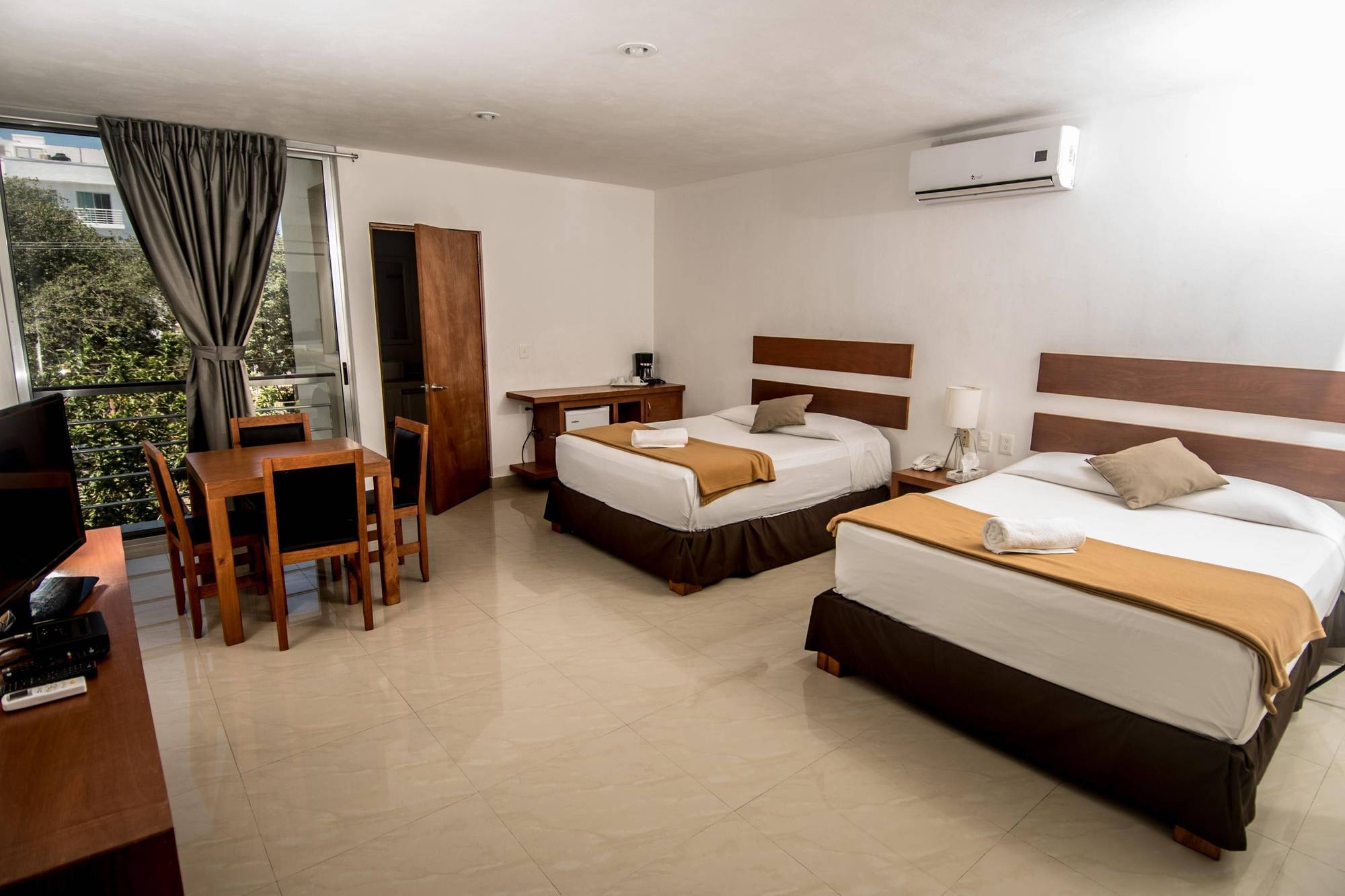 Sunrise 42 Suites Hotel Playa del Carmen Exterior photo